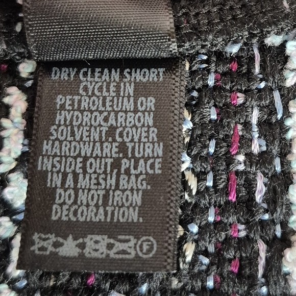 ST. JOHN Boucle Tweed Jacket - Size 8 - Picture 15 of 16